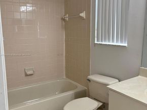4304 Beechwood Cir, Weston FL 33331