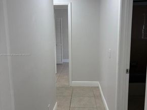 4304 Beechwood Cir, Weston FL 33331