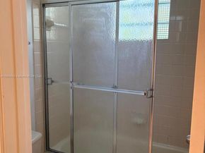 4304 Beechwood Cir, Weston FL 33331