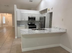 4304 Beechwood Cir, Weston FL 33331