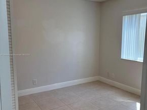 4304 Beechwood Cir, Weston FL 33331