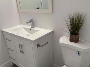 10916 SW 70th Ter, Miami FL 33173