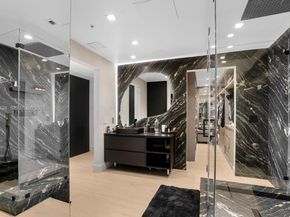 90 SW 3rd St PH14, Miami FL 33130