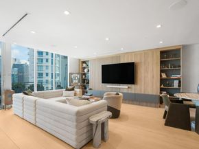 90 SW 3rd St PH14, Miami FL 33130