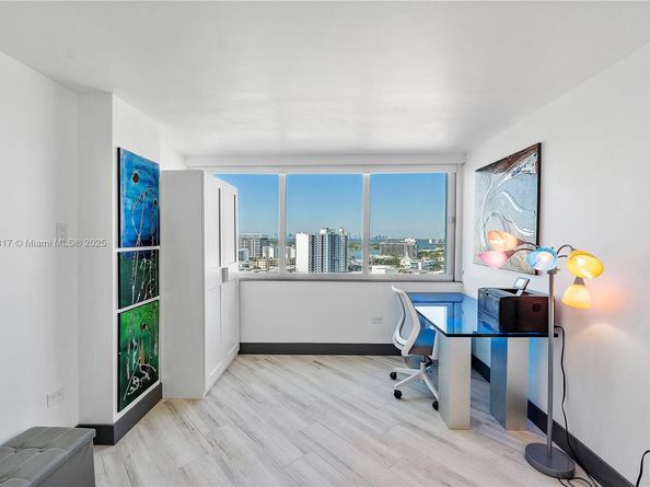 7135 Collins Ave 1735, Miami Beach FL 33141