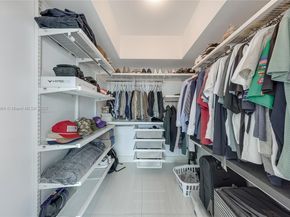 951 Brickell Ave 3201, Miami FL 33131