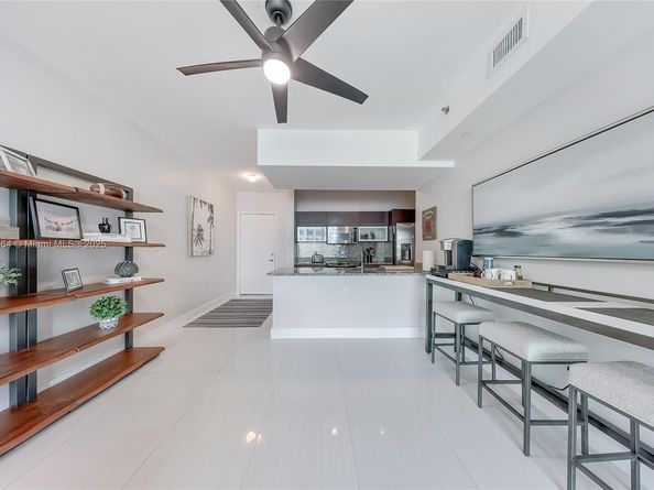 951 Brickell Ave 3201, Miami FL 33131