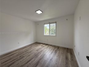 5511 NW 51st Ave, Coconut Creek FL 33073