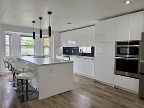5511 NW 51st Ave, Coconut Creek FL 33073