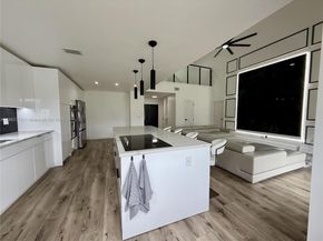 5511 NW 51st Ave, Coconut Creek FL 33073