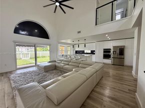 5511 NW 51st Ave, Coconut Creek FL 33073
