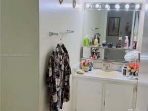 440 E 23rd St 1219, Hialeah FL 33013