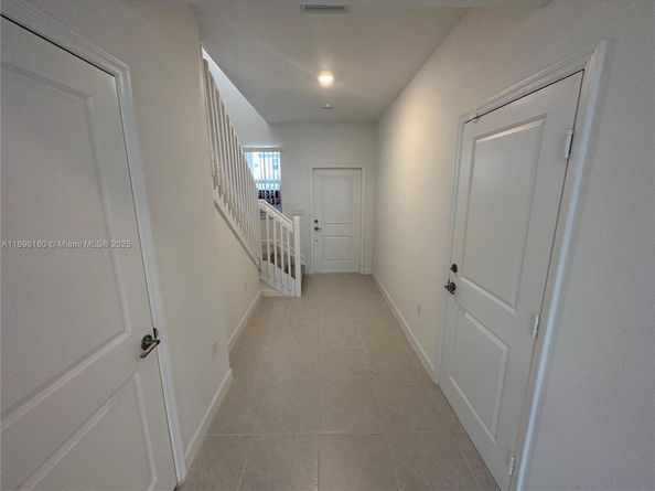 2382 NW 131st Cir, Miami FL 33167
