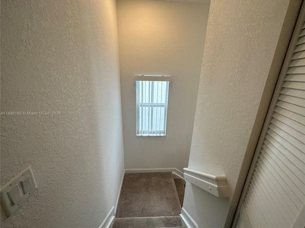 2382 NW 131st Cir, Miami FL 33167