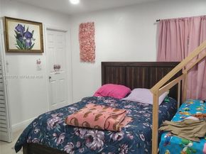320 NW 2nd St, Florida City FL 33034