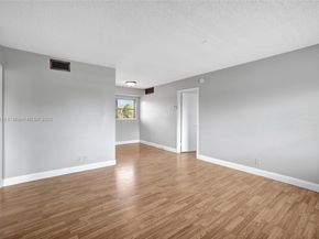 609 NE 13th Ave 301, Fort Lauderdale FL 33304