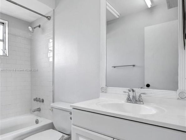 609 NE 13th Ave 301, Fort Lauderdale FL 33304