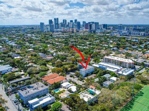 609 NE 13th Ave 301, Fort Lauderdale FL 33304