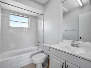 609 NE 13th Ave 301, Fort Lauderdale FL 33304