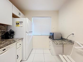 4545 Luxemburg Ct