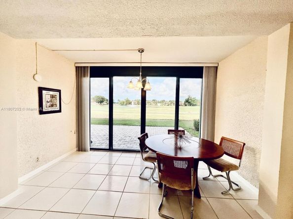 4545 Luxemburg Ct 103, Lake Worth FL 33467