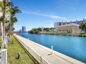 3340 NE 190th St 1101, Aventura FL 33180