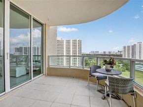 3340 NE 190th St 1101, Aventura FL 33180