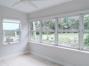 2842 Jackson St, Hollywood FL 33020