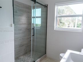 2842 Jackson St, Hollywood FL 33020