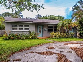 2842 Jackson St, Hollywood FL 33020