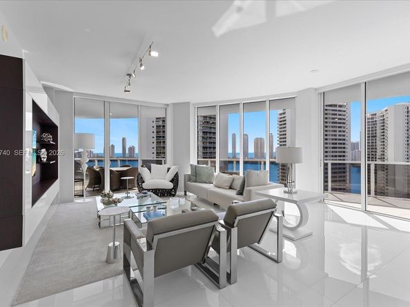 4100 Island Blvd 1702, Aventura FL 33160