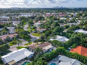 1707 NE 52nd St, Fort Lauderdale FL 33334