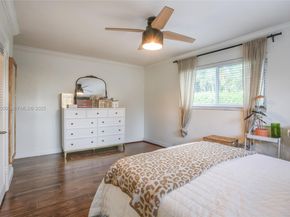 1707 NE 52nd St, Fort Lauderdale FL 33334