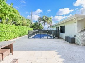 1707 NE 52nd St, Fort Lauderdale FL 33334