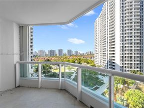 21150 Point Pl 1102, Aventura FL 33180