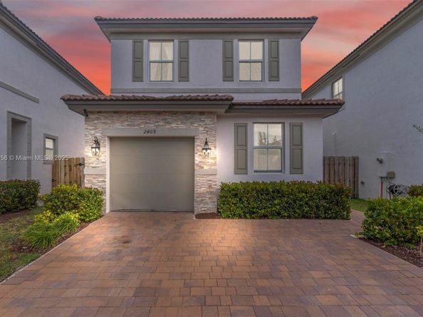 2409 NW 131st Cir, Miami FL 33167