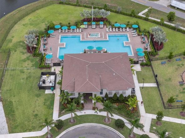 2409 NW 131st Cir, Miami FL 33167