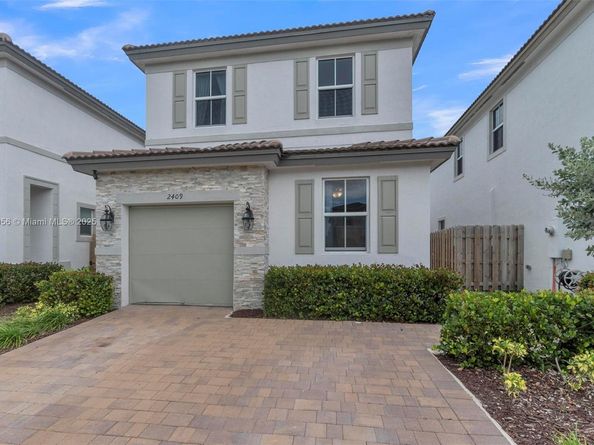 2409 NW 131st Cir, Miami FL 33167