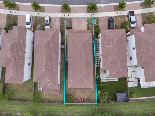 2409 NW 131st Cir, Miami FL 33167