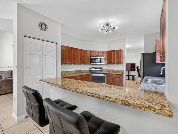 379 NE 25th Ter, Homestead FL 33033