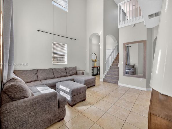 379 NE 25th Ter, Homestead FL 33033