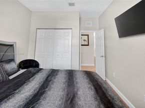 379 NE 25th Ter, Homestead FL 33033