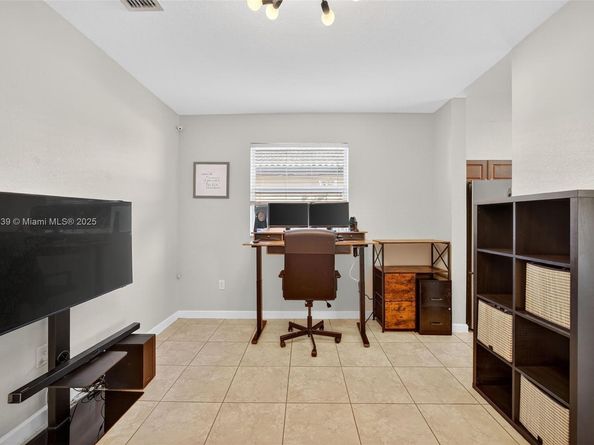 379 NE 25th Ter, Homestead FL 33033