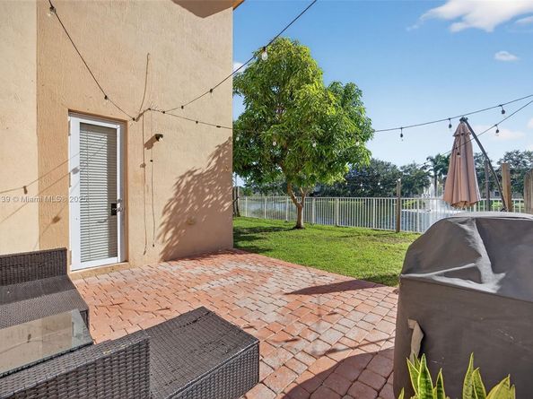 379 NE 25th Ter, Homestead FL 33033