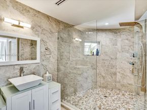 Undisclosed Address #A11974186, Fort Lauderdale FL 33308