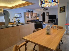 11531 NW 27th St, Plantation FL 33323