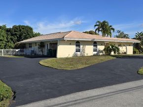 11531 NW 27th St, Plantation FL 33323