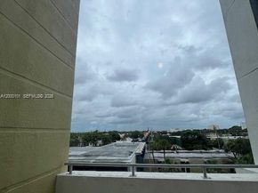 Undisclosed Address #A12000101, Hollywood FL 33020