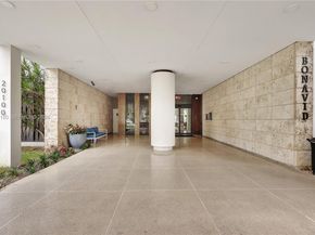 20100 W Country Club Dr 405, Aventura FL 33180