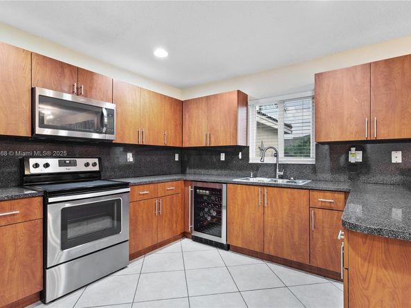4461 SW 162nd Ct, Miami FL 33185
